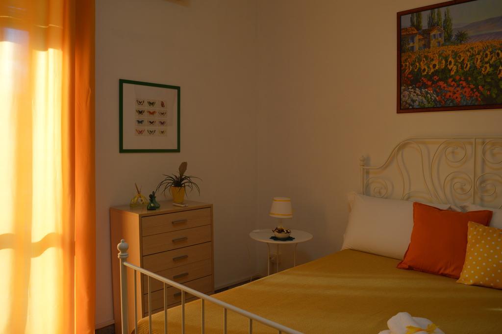 Mary'S Home Salerno Phòng bức ảnh